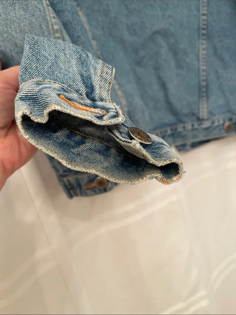 Arizona Jean Company Light Blue Denim Jacket - Picture 6 of 12